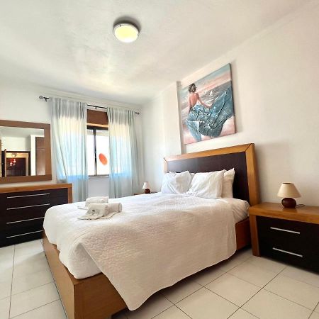 Loky - Near Quarteira Center Apartment Ngoại thất bức ảnh