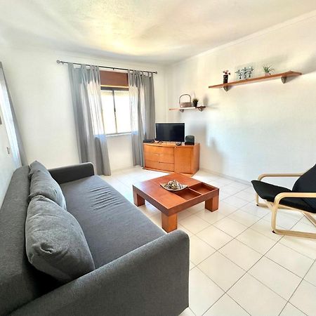 Loky - Near Quarteira Center Apartment Ngoại thất bức ảnh