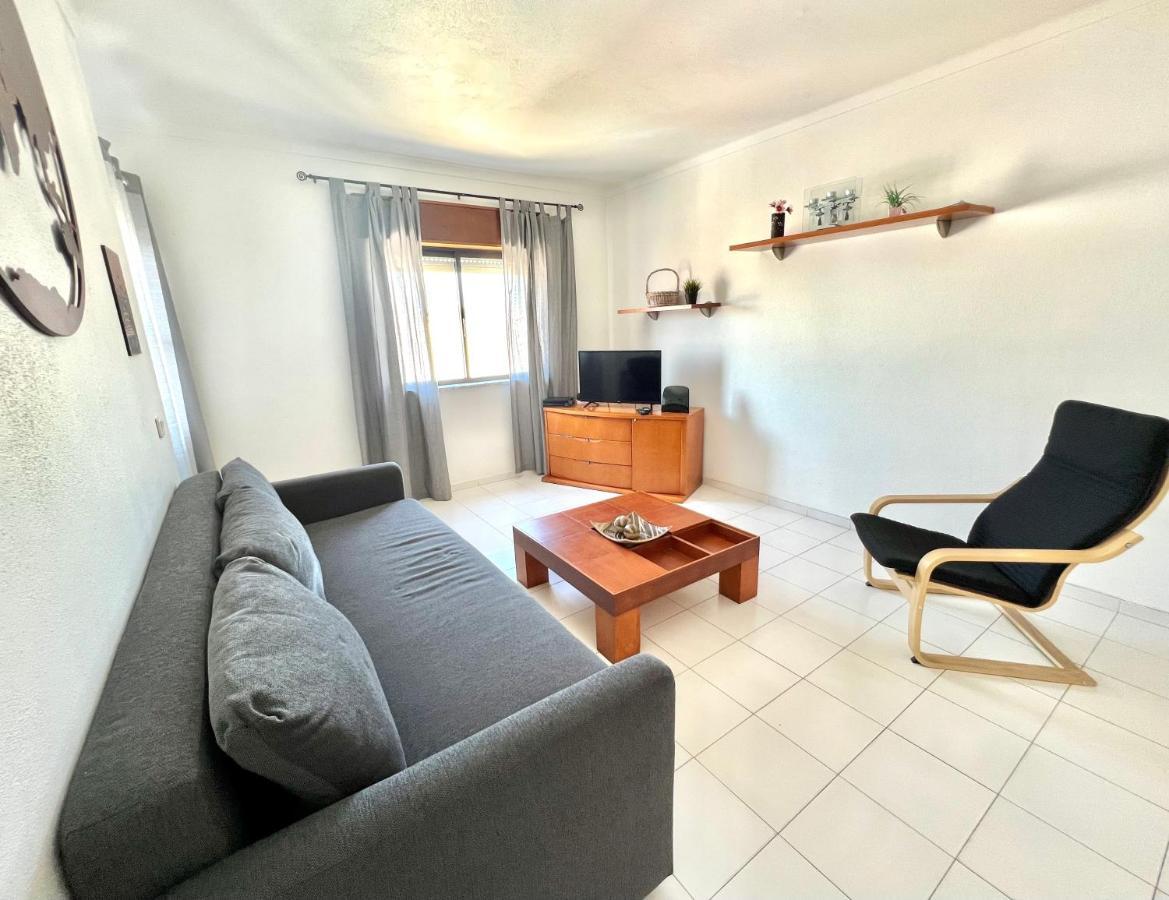 Loky - Near Quarteira Center Apartment Ngoại thất bức ảnh