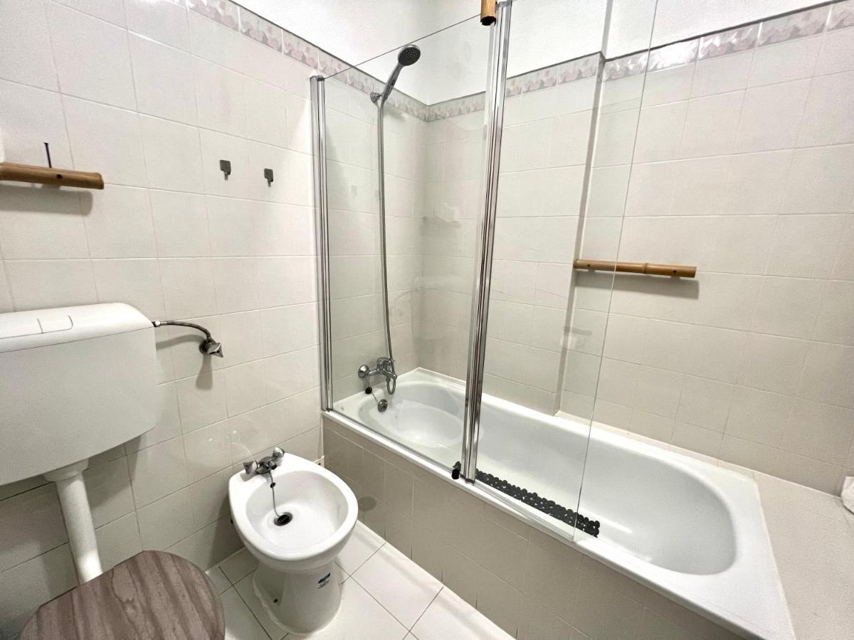 Loky - Near Quarteira Center Apartment Ngoại thất bức ảnh