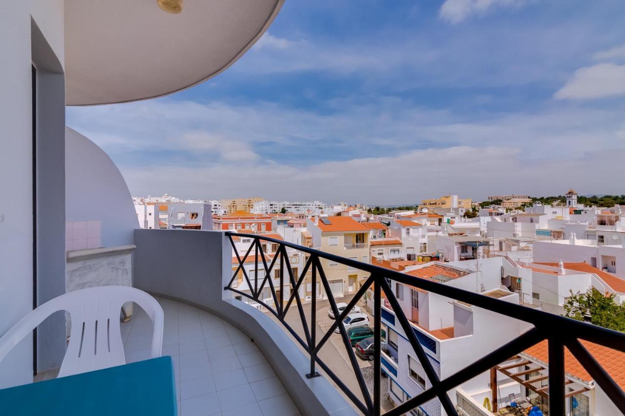 Loky - Near Quarteira Center Apartment Ngoại thất bức ảnh